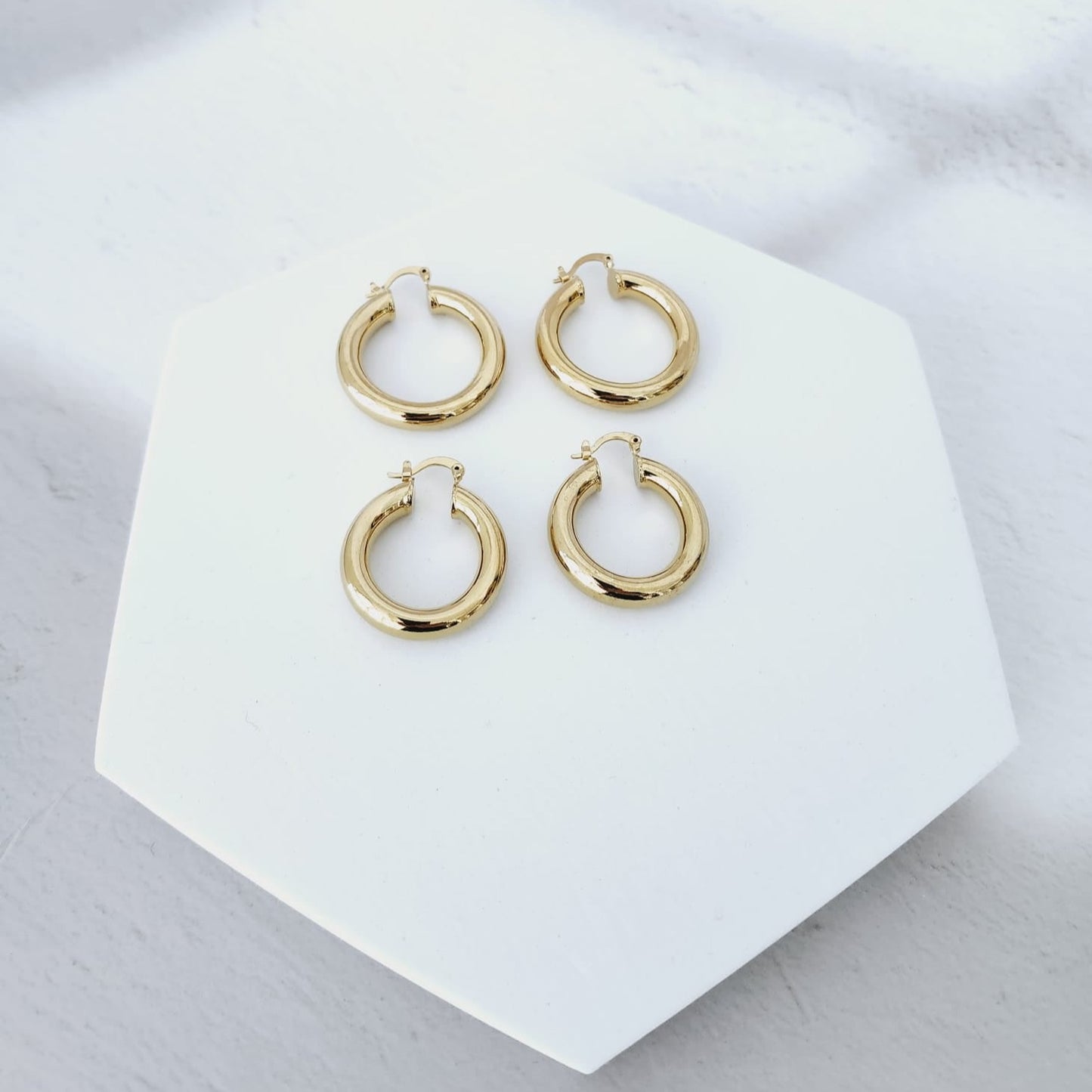 14K Steel Gold Hoop Earrings - Timeless Elegance"